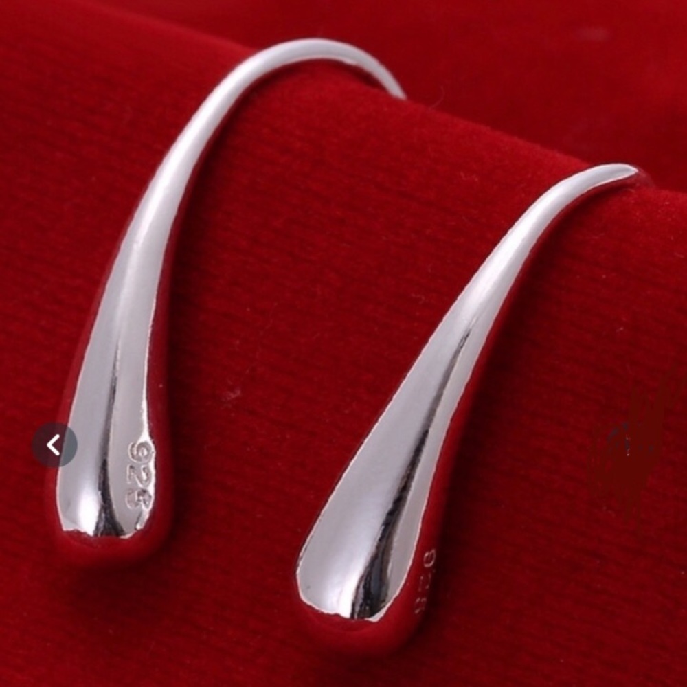 925 Sterling Silver Waterdrop Jewelry Set - Picture 6 of 6